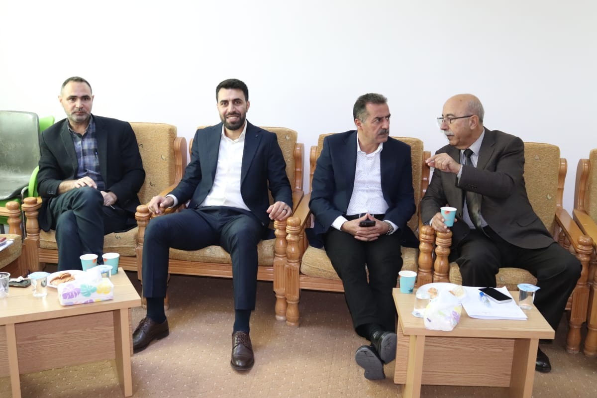 The Faculty of Business Enhances Internal Communication by Activating the Hospitality Lounge